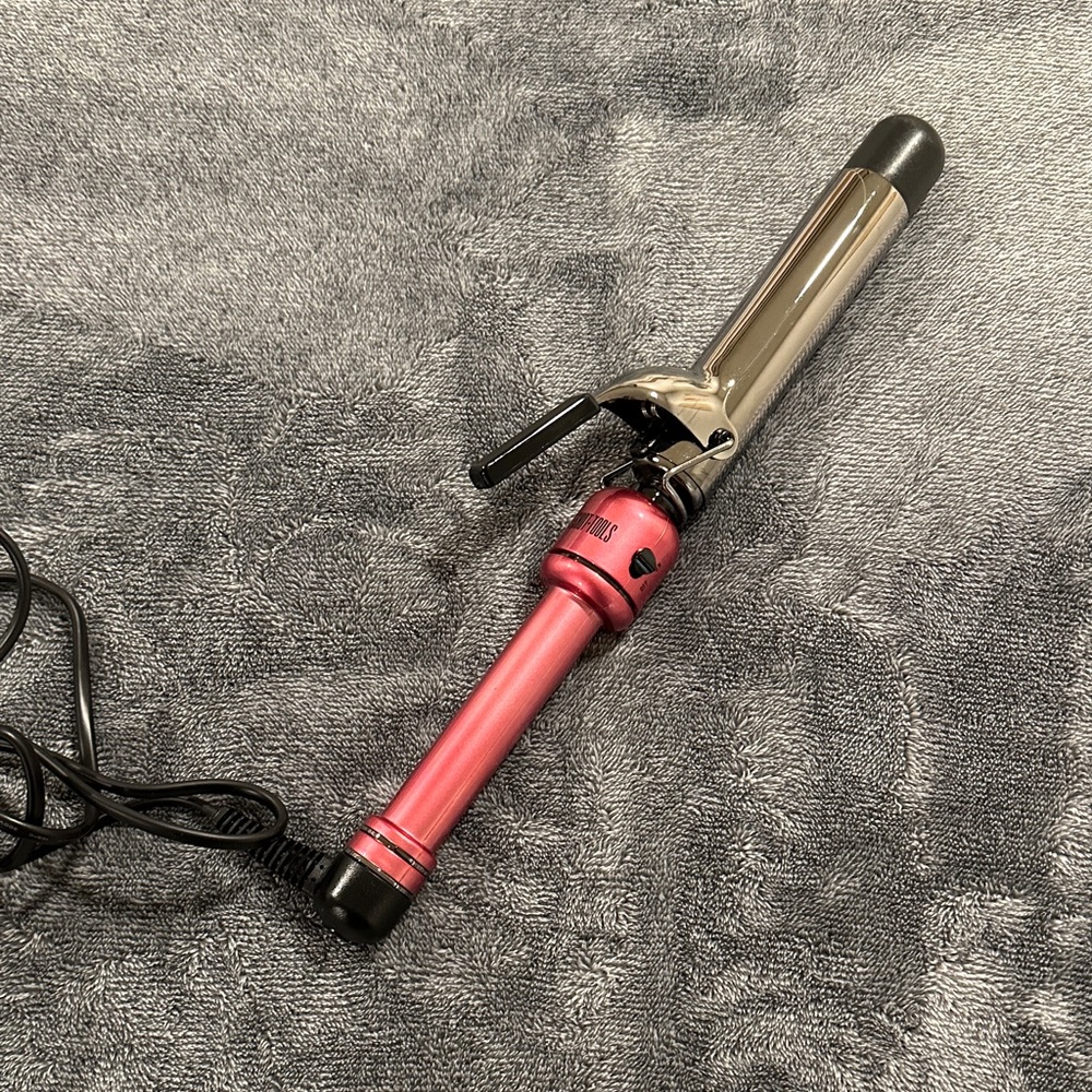 Hot Tools Curling Iron